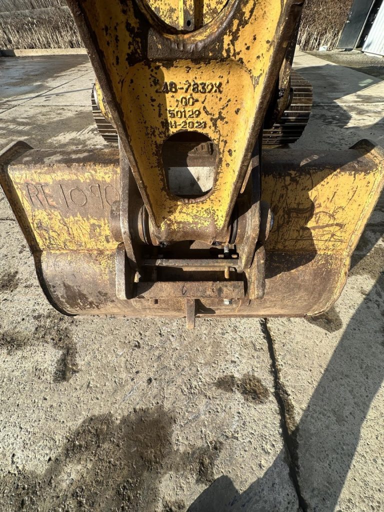 CAT excavator